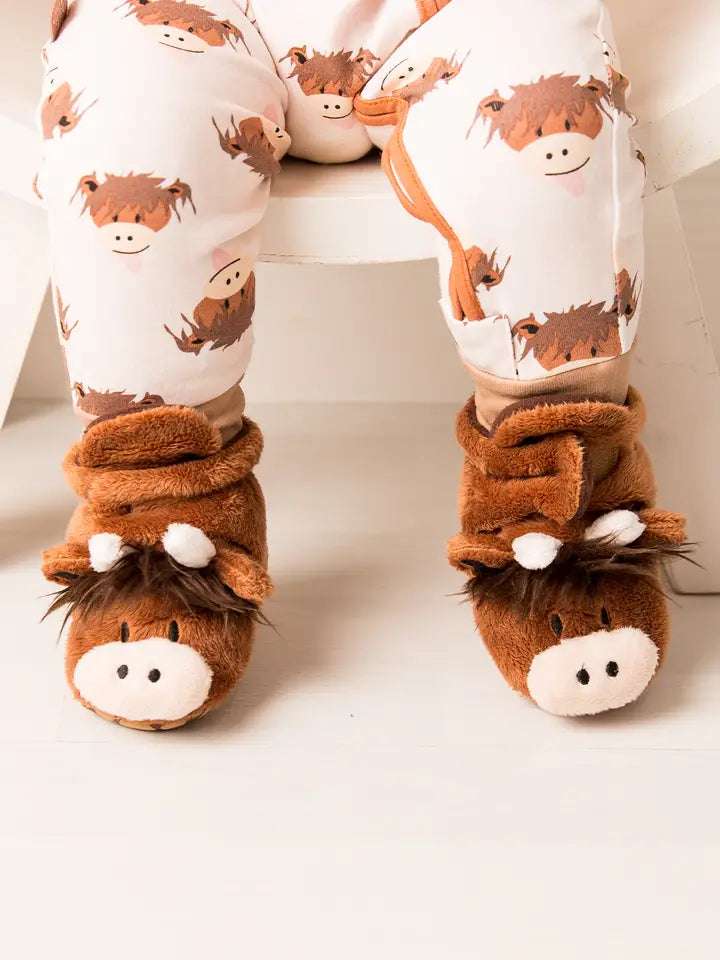 Blade & Rose Neutral Highland Cow Booties 
