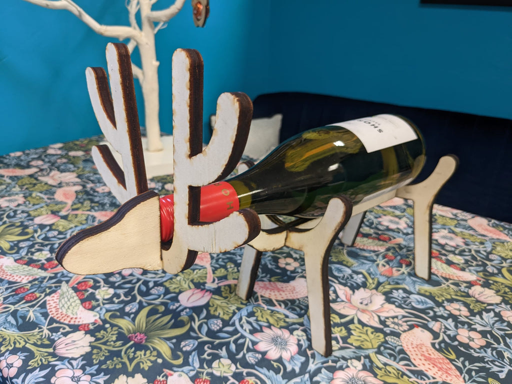 Strathaven Artisan Academy Reindeer Bottle Holder
