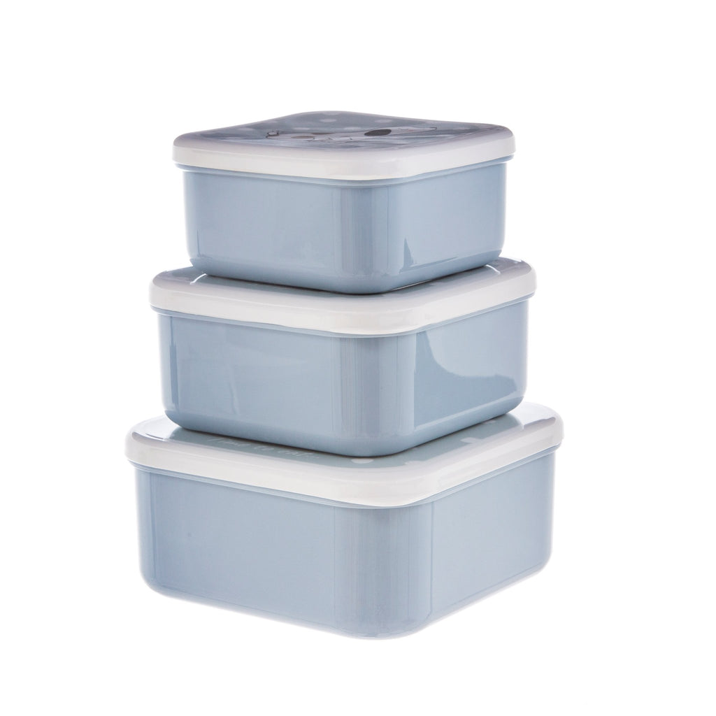 Stacking set of 3 lunch boxes. Make snack-time fun with these fab stacking lunch boxes in in pastel blues, polka dots and the loveable Barney the Dog. 