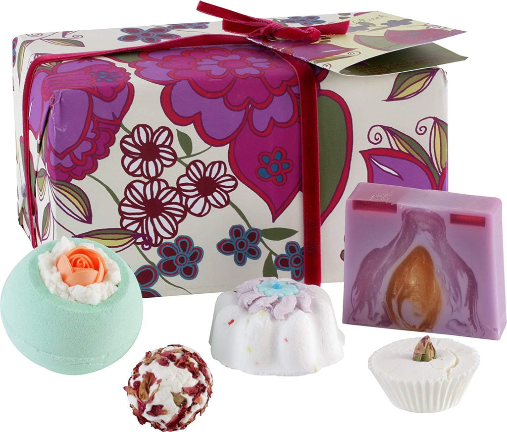 Vintage Velvet Bomb Cosmetics Gift Set - Say It Baby 