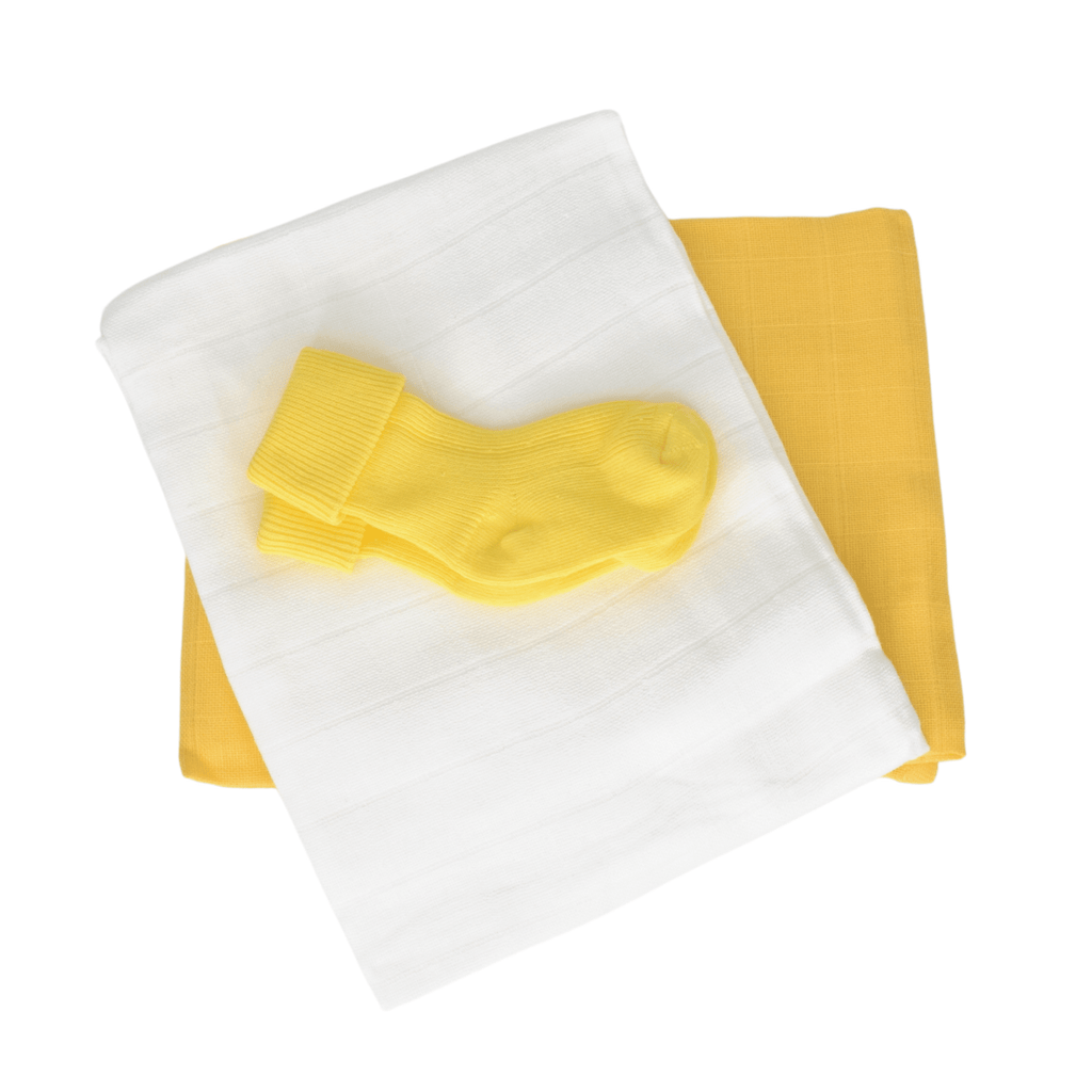 Say It Baby - Hello Little One Bouquet - muslin squares and socks within the bouquet